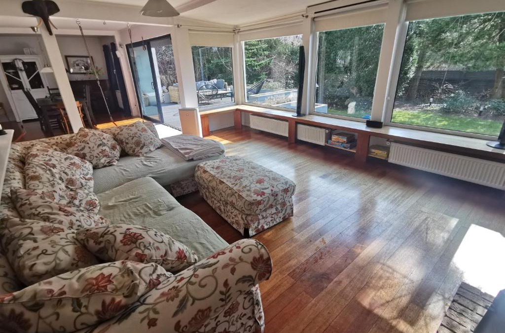 Piaseczno Villa | Spacious 3 Bedroom Family Oasis with Sauna, 20 min from Warsaw