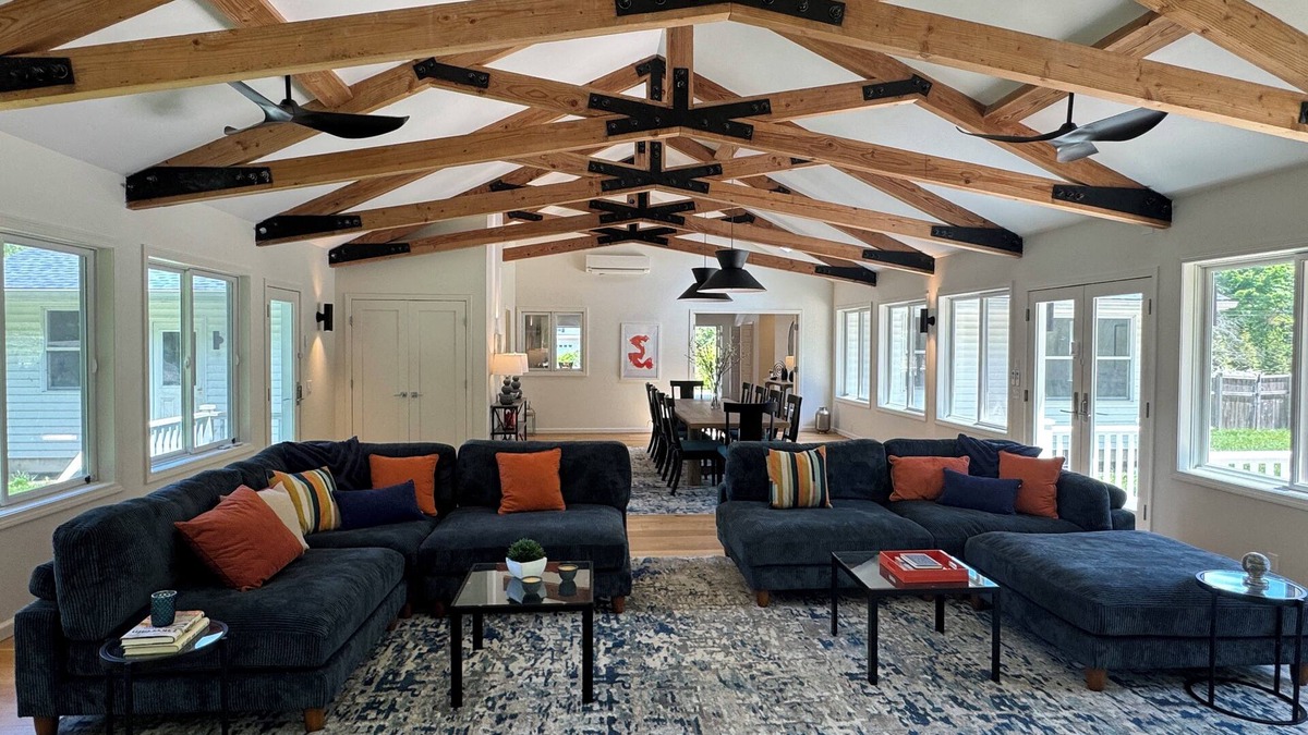 Copake House | Spacious 3-bedroom house in Copake with pool, gym, tennis, and lake access!