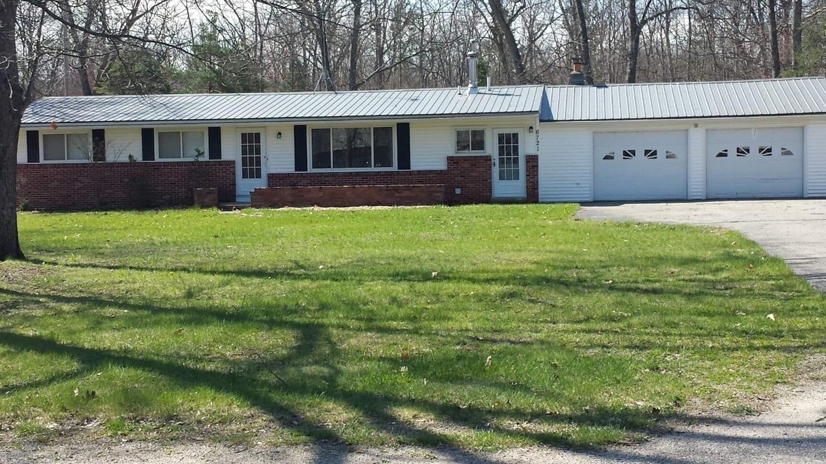 Indian River House | Spacious 3 Bedroom, 2 Bath Home, Close To Burt Lake