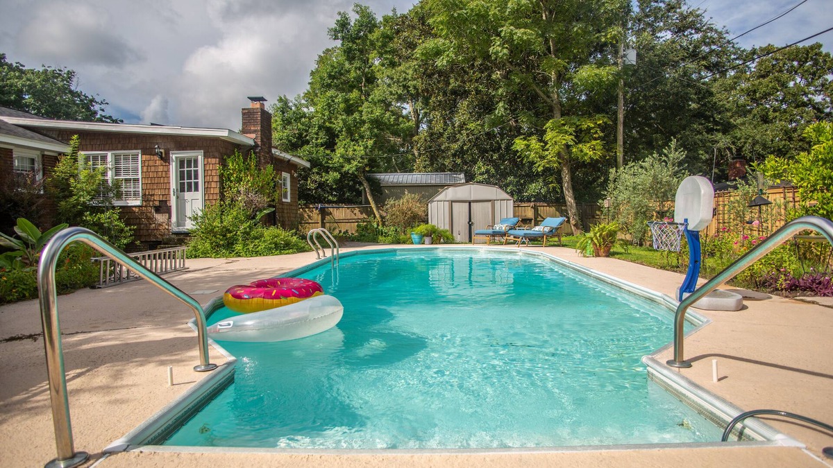 West Ashley House | Spacious 3 bedroom with pool in quiet neighborhood