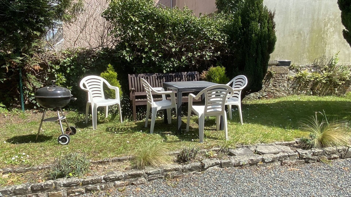 Saint-Germain-sur-Ay Cottage | Spacious 3 bed Gite.