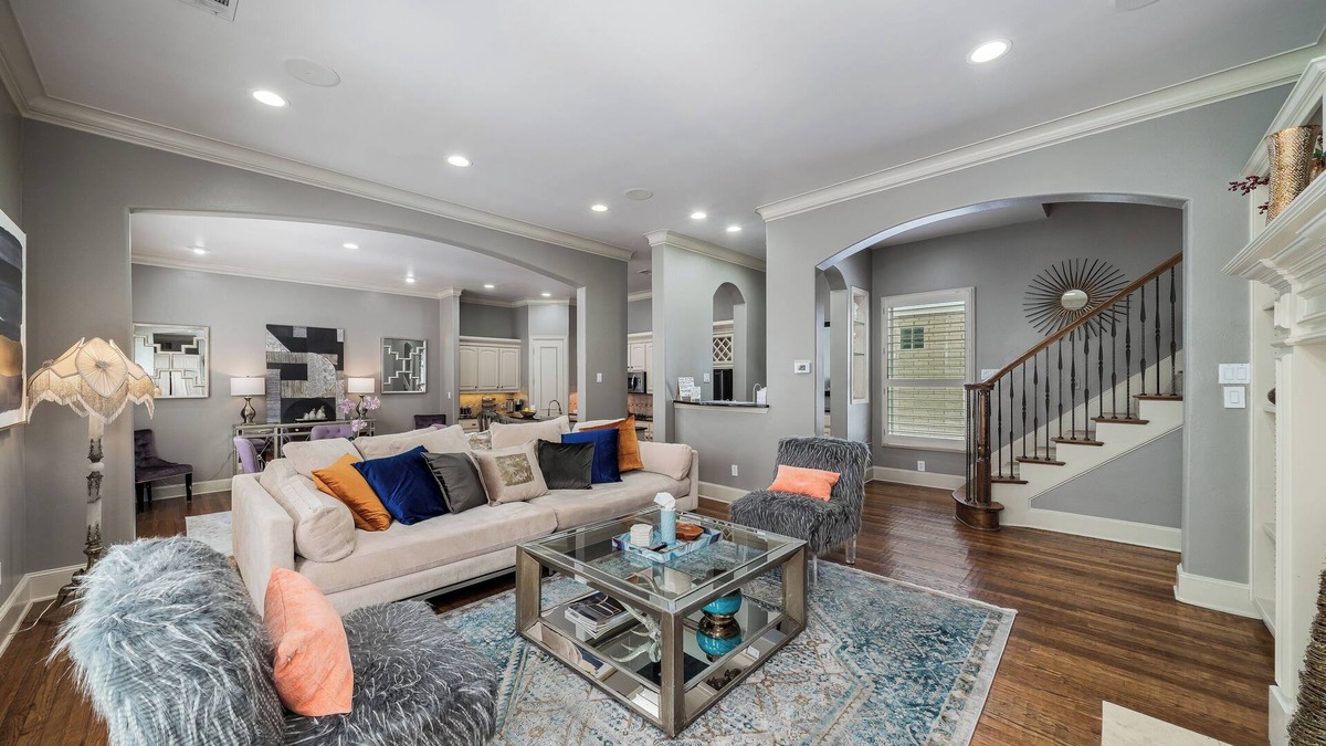 Oak Lawn House | Spacious 3 lvl Oak Lawn Townhouse close to Uptown, Downtown, Highland Park, SMU