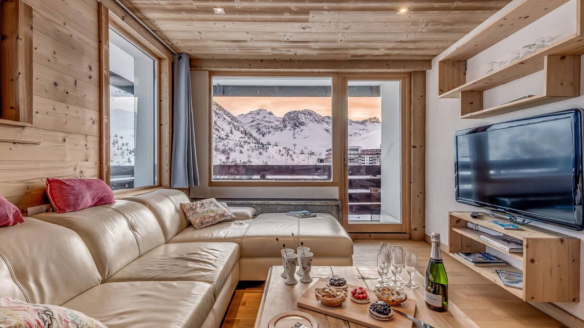 Le Lavachet Apartment | Spacious 3-room renovated apt with Wifi in Tignes, 5 people, balcony