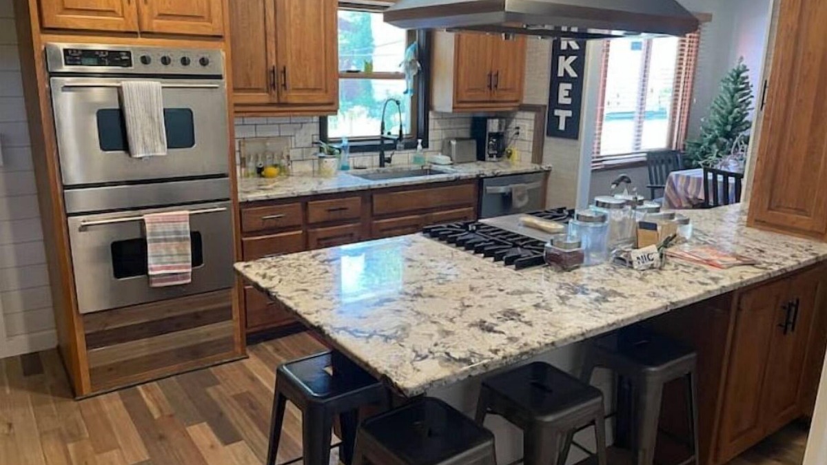 Rhinelander House | Spacious 3BR 2BA home overlooking Boom Lake & Hodag Park, boat slip available