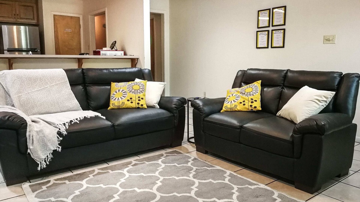 University Condo | Spacious 3BR/3BA Retreat Near Baylor & Downtown!