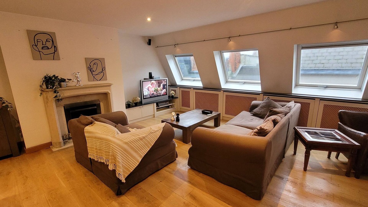 Wilde Zee Apartment | Spacious 3BR apartment with rooftop terrace