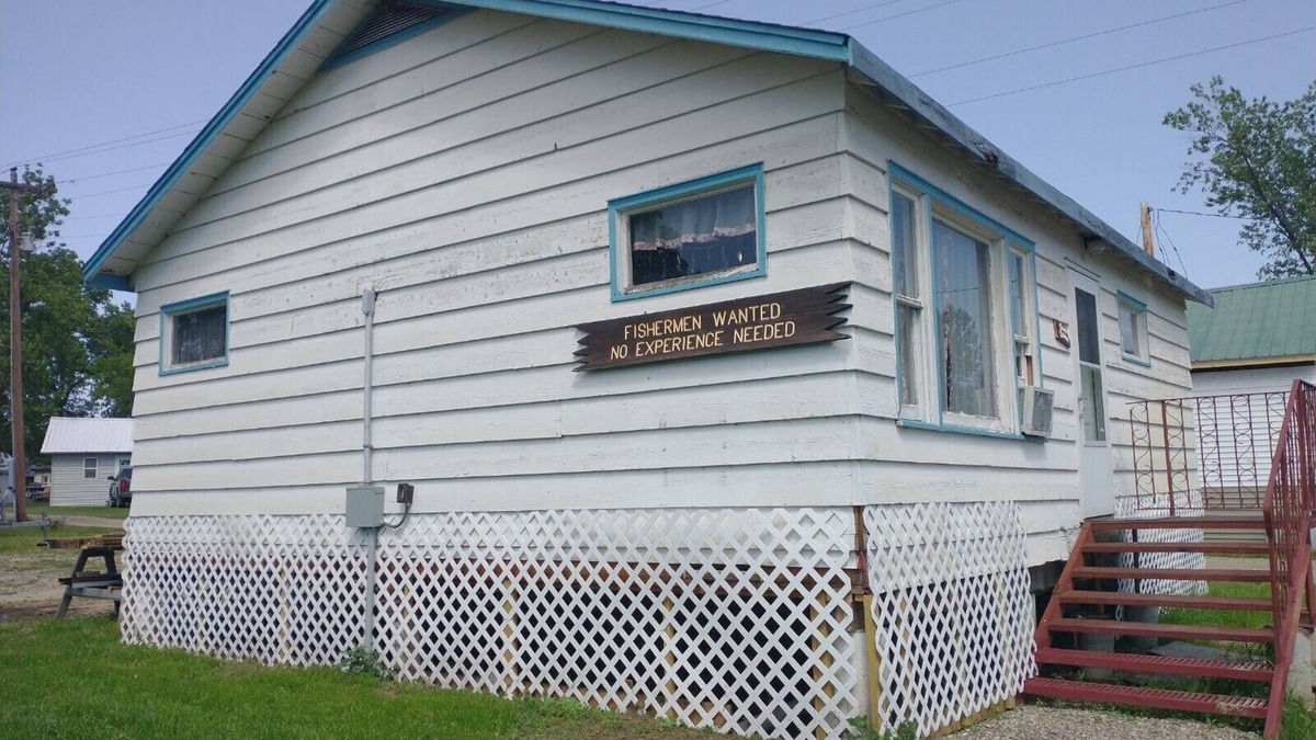 Federal Dam Cabin | Spacious 3br cabin 4 blks from Leech Lake. All appliances and spectacular patio!