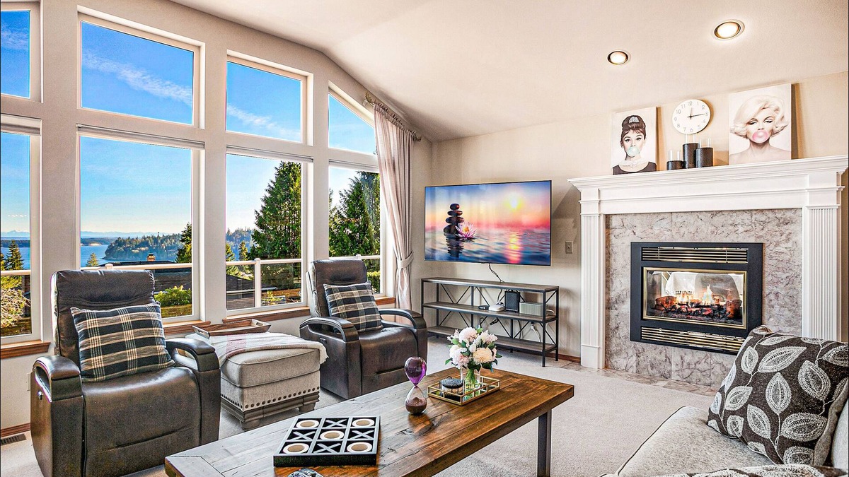 Port Ludlow House | Spacious 3BR, elevator & spectacular water views