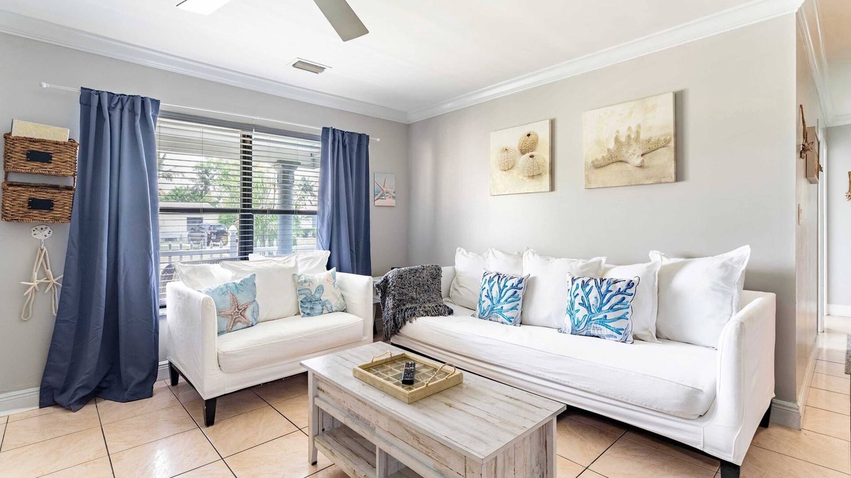North Lauderdale House | Spacious 3BR Family-Friendly Home Near Attractions