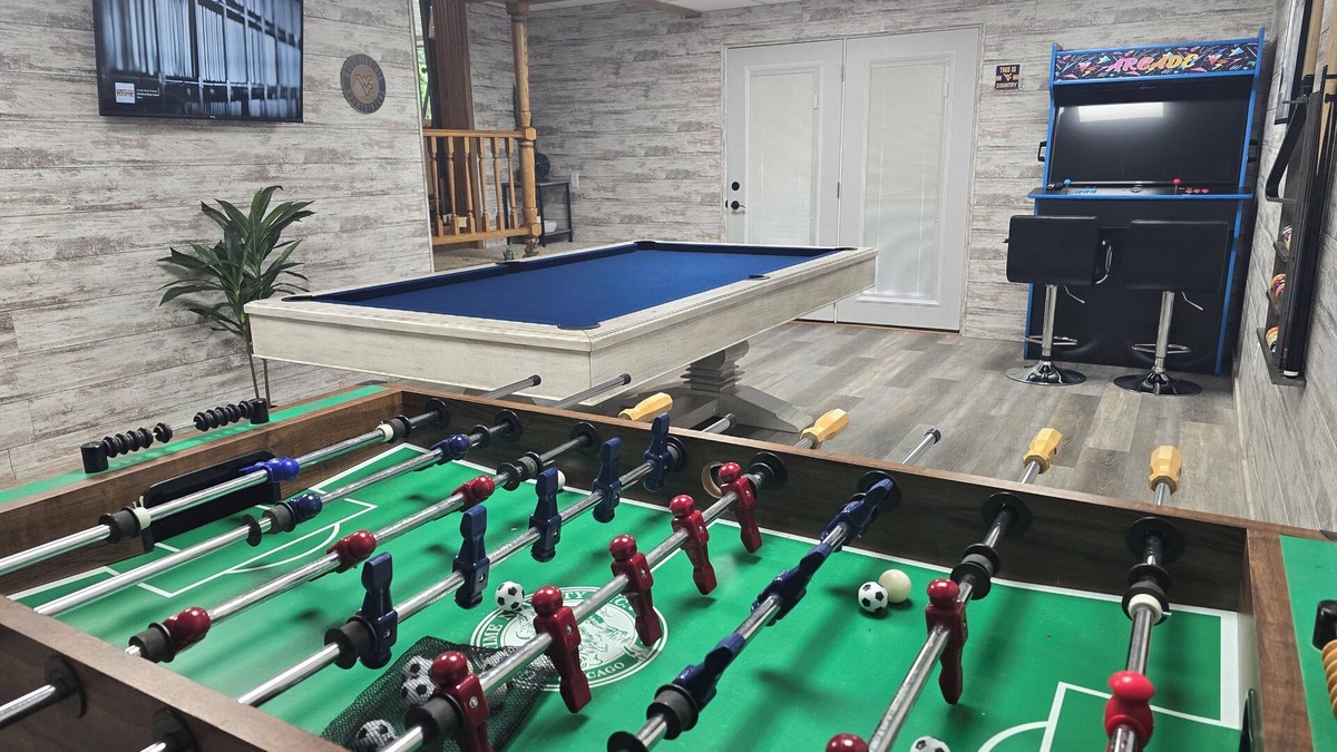 Dellslow House | Spacious 3BR Home: Game Room, Tesla Charger, 1 Gigabit Internet, Close to WVU