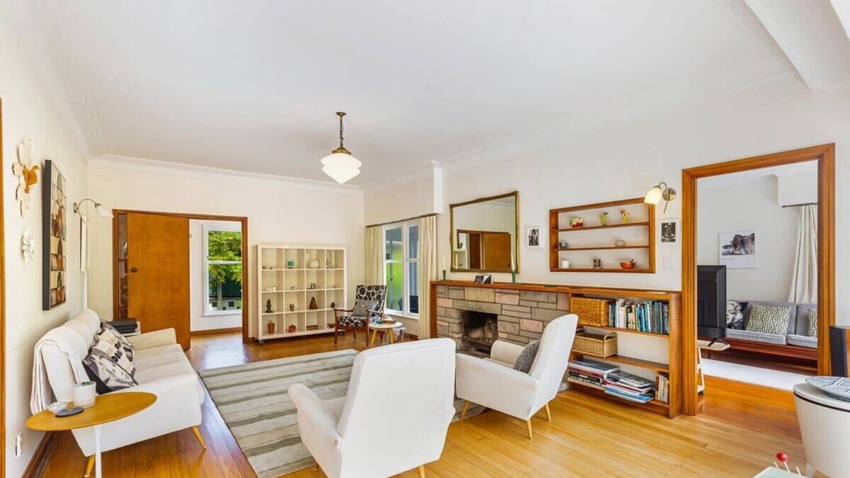 Mission Bay House | Spacious 3BR Mission Bay home with parking!