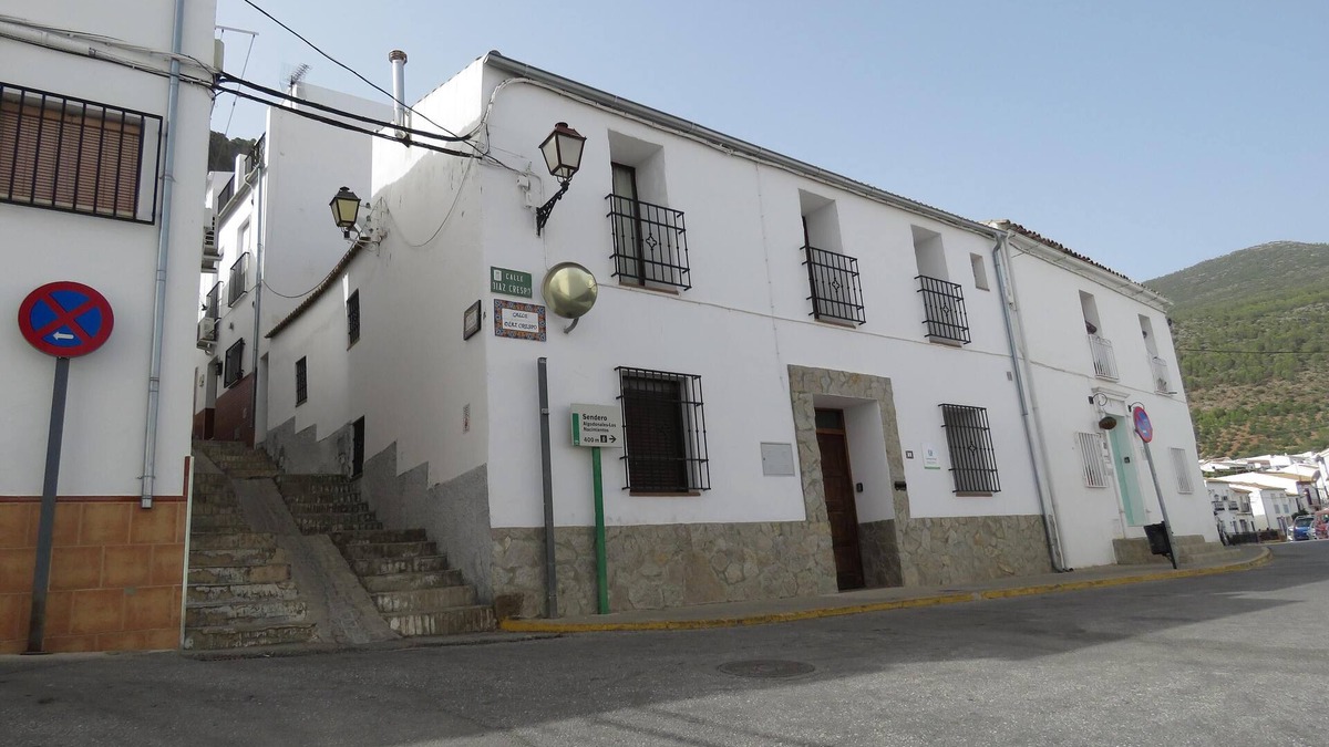Algodonales House | Spacious 4-Bed House