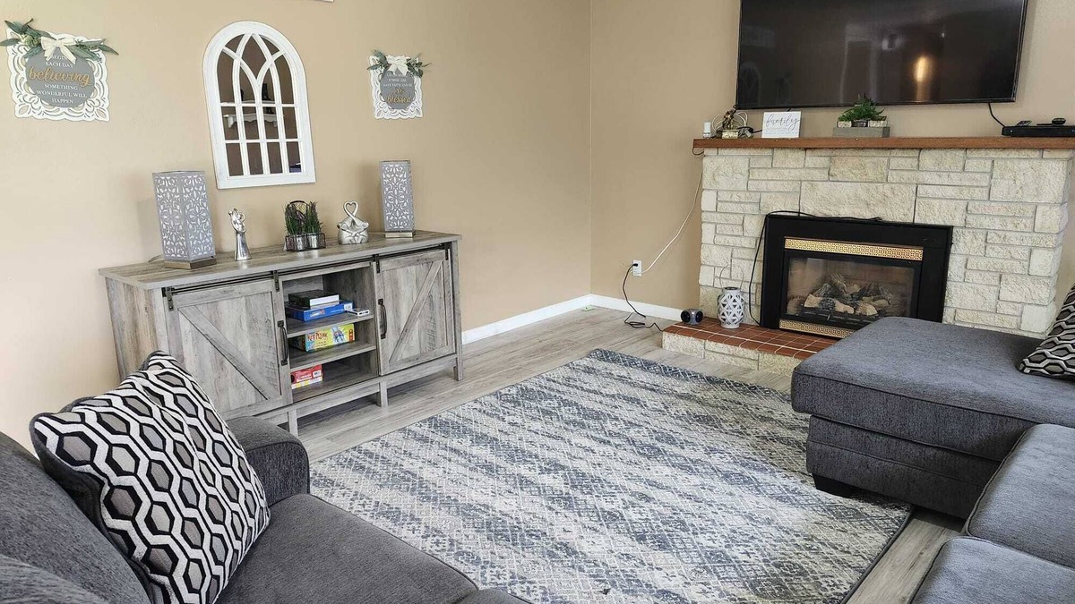 Spokane Valley House | Spacious 4-bedroom house with WiFi and AC in charming Spokane Valley