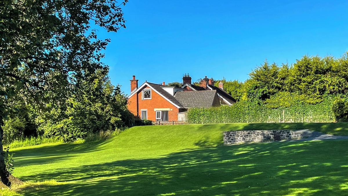 Carrickfergus House | Spacious 4-bedroom house in charming Carrickfergus.
