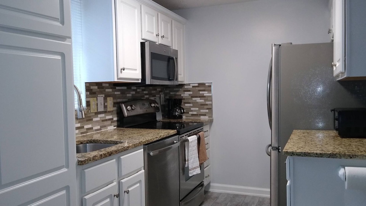 Cloverly House | Spacious 4-Bedroom Townhouse – Perfect Fall Getaway in Silver Springn34/50
