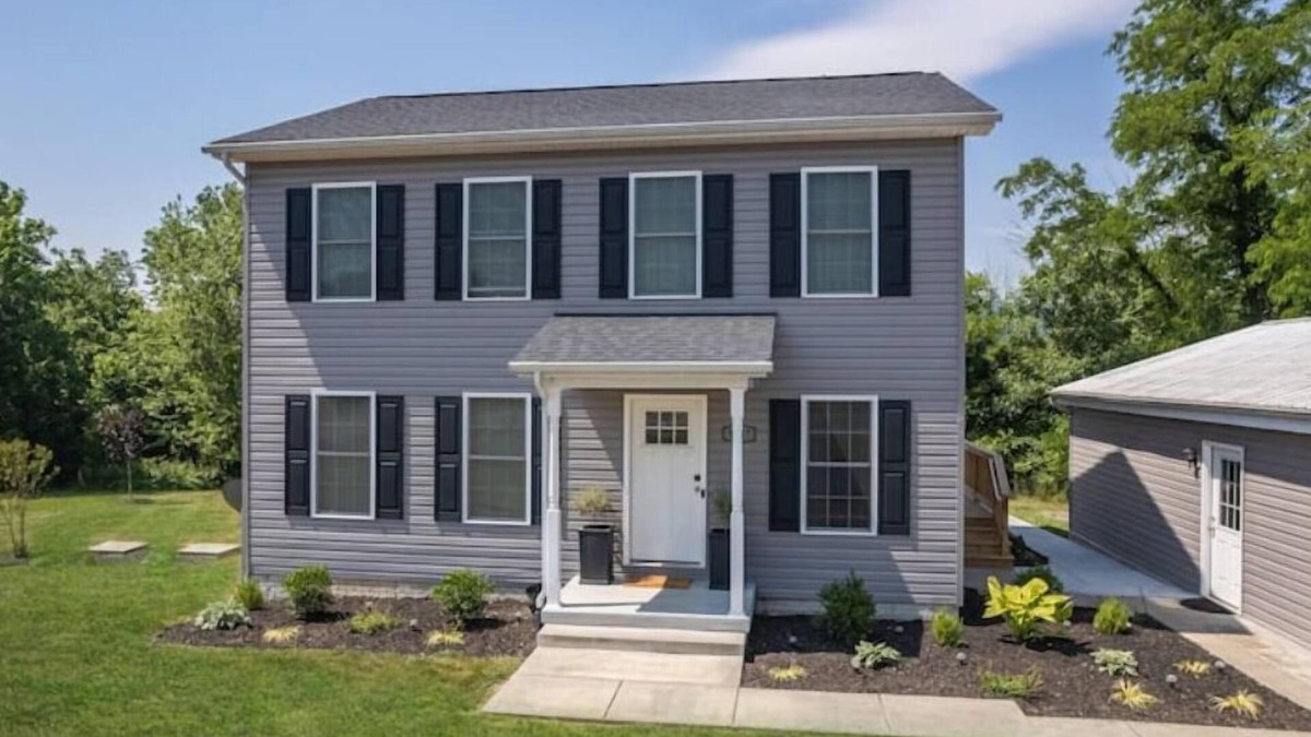 Emmitsburg House | Spacious 4 bedroom home in Emmitsburg MD