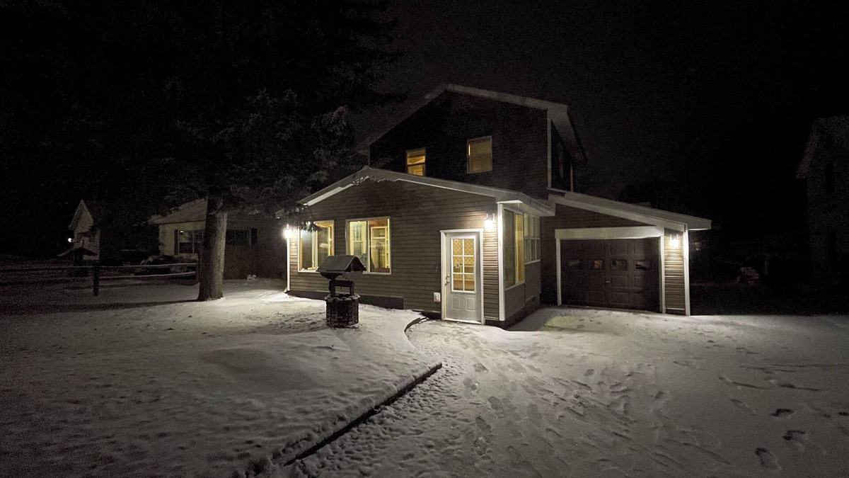 Newberry House | Spacious 4-bedroom home with atv/snowmobile trail across the street. Come UP!