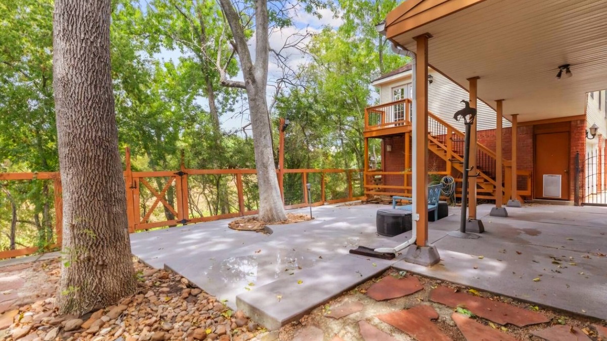 Pearland House | Spacious 4-bedroom house in charming Pearland w/Jacuzzi tub