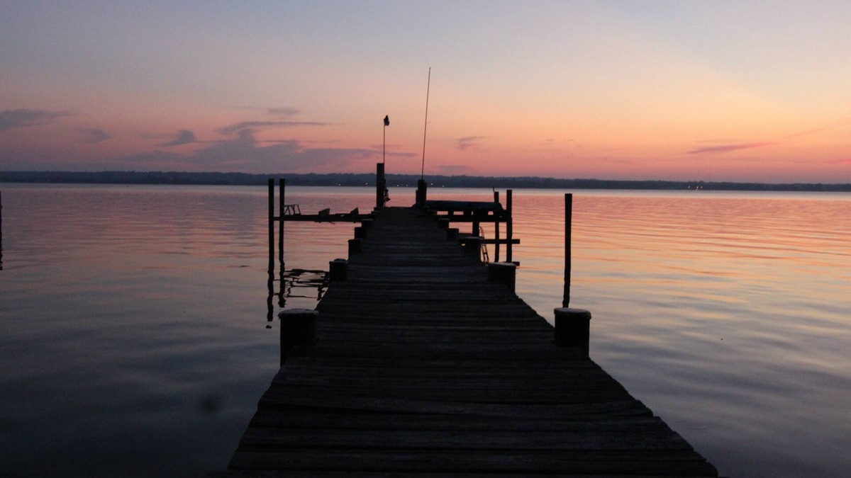 Rock Point House | Spacious 4-bedroom house on the water