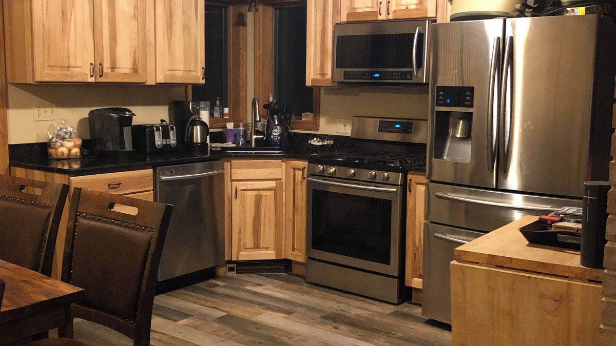 Rockton House | Spacious 4-bedroom house with AC, WiFi in charming Rockton, Private & Peaceful