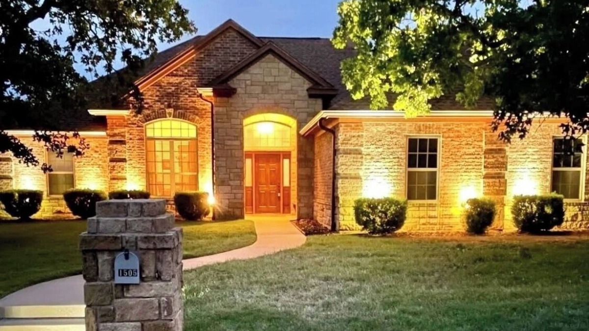 Graham House | Spacious 4-bedroom house in charming Graham, Tx
