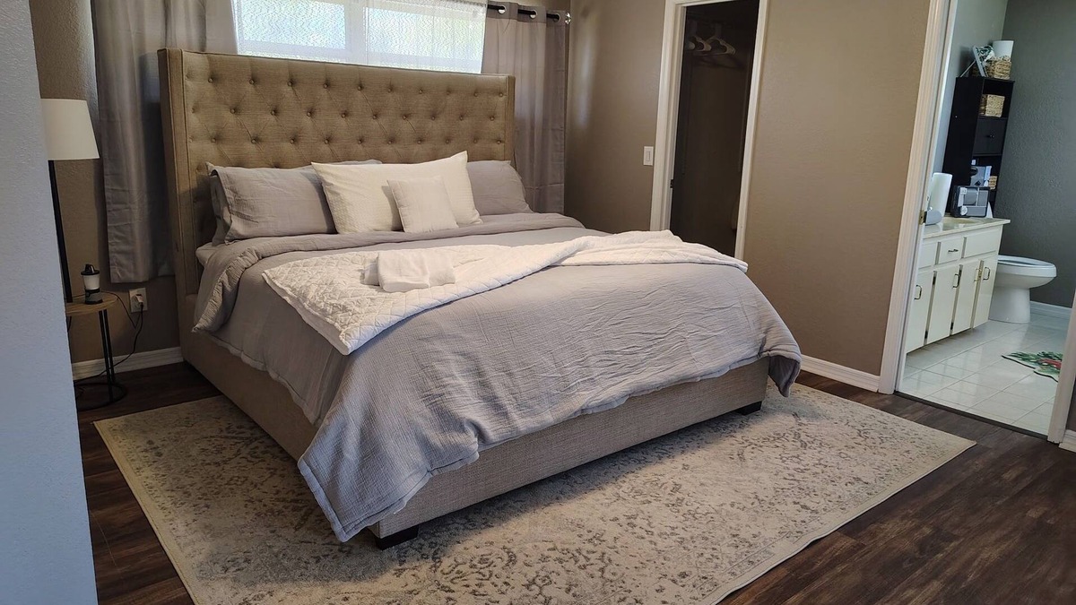 Ocala House | Spacious 4-bedroom oasis in charming Ocala with WiFi, AC and pool