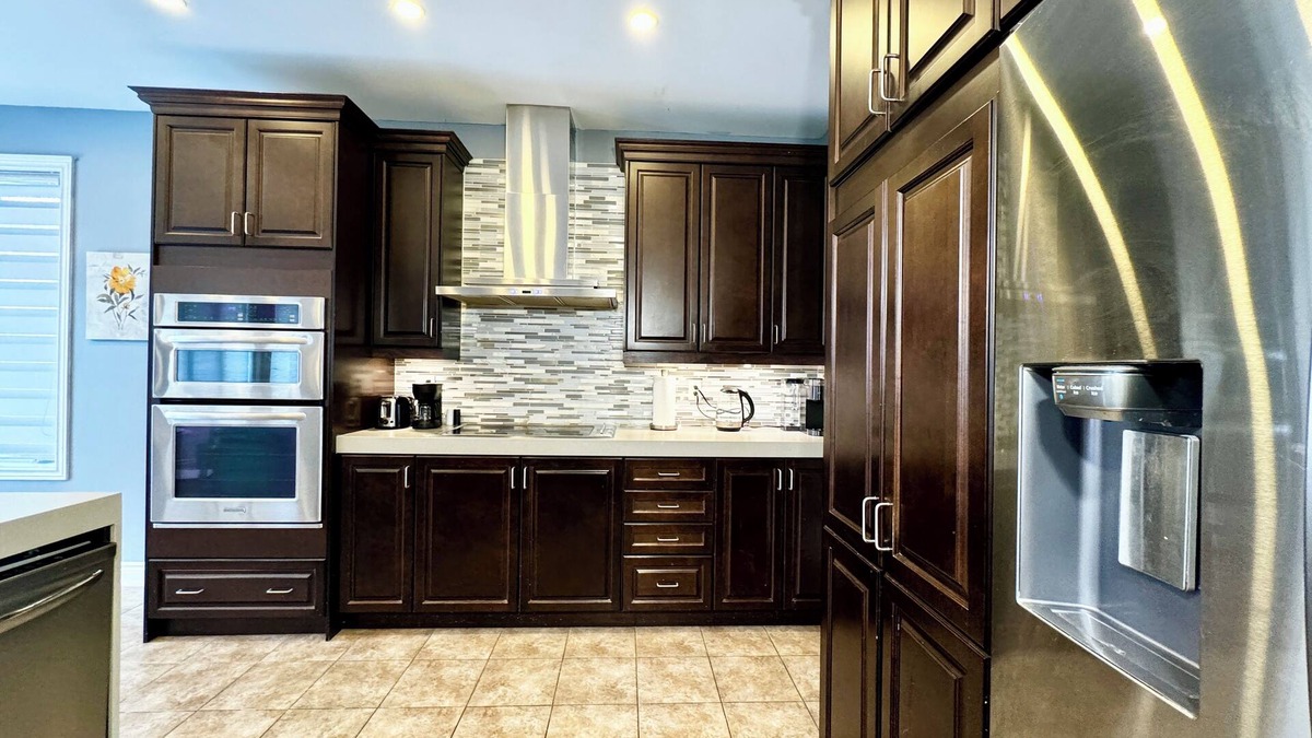 Brampton Apartment | Spacious 4-Bedroom Retreat