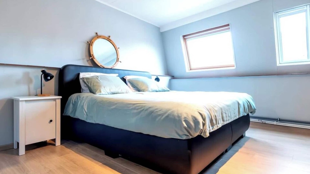 Assebroek House | Spacious 4-bedroom townhome in charming Brugge with FREE PARKING