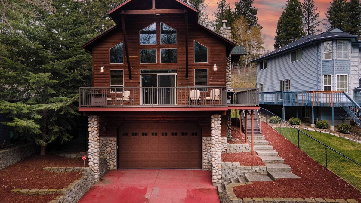 Liberty Lake House | Spacious 4-bedroom house in charming Liberty Lake, perfect for entertaining