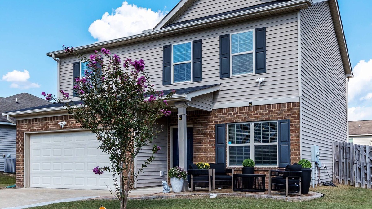 Phenix City House | Spacious 4-bedroom house close to Ft Moore/Ft Benning, in Phenix City with AC