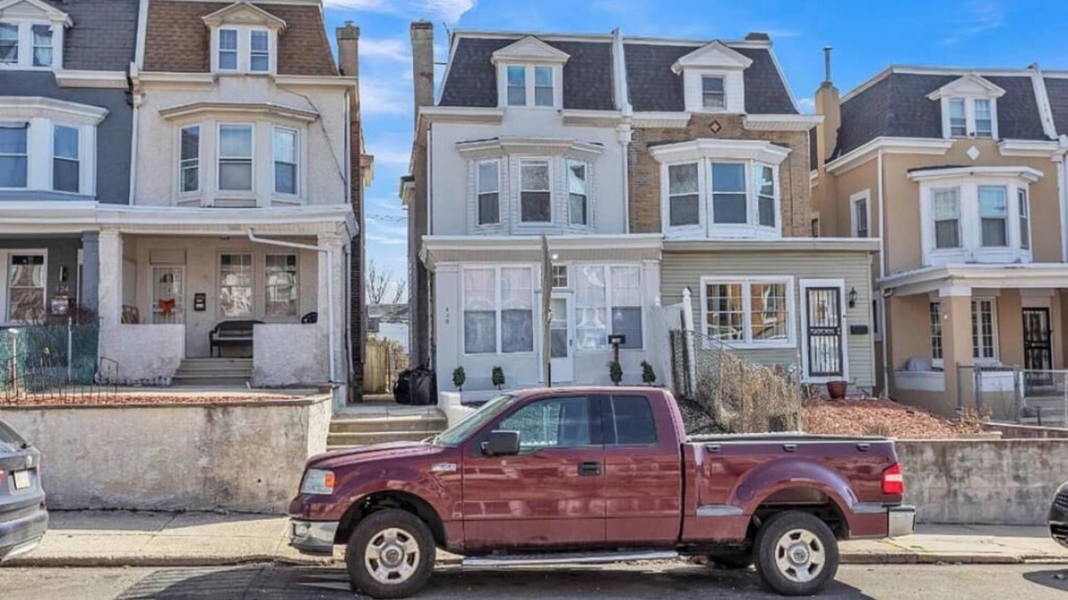 Northwest Philadelphia House | Spacious 4-bedroom house with WiFi, AC in phenomenal Philadelphia