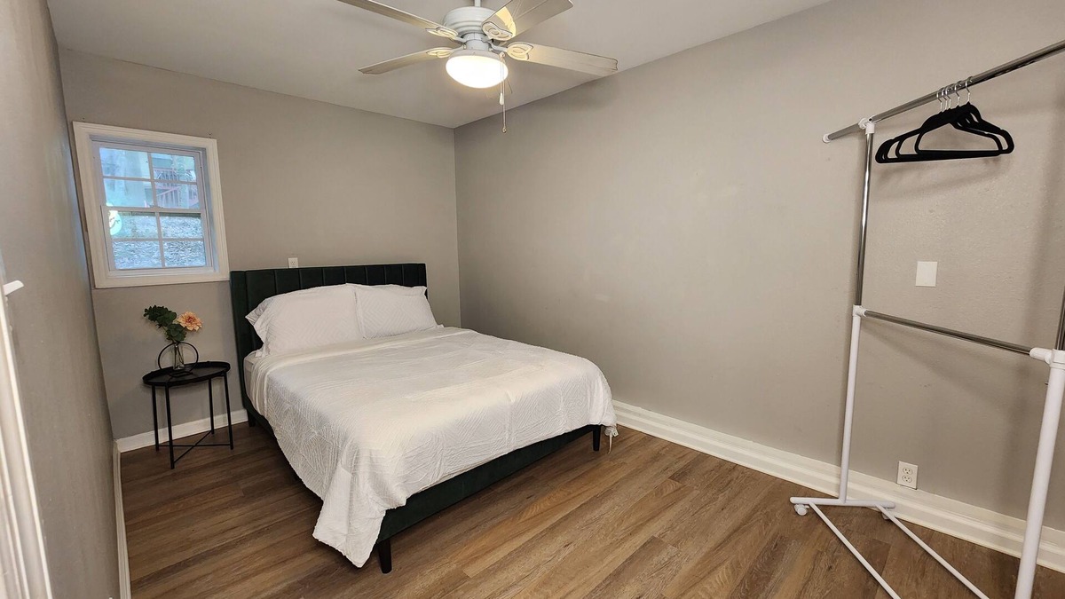 Tallahassee House | Spacious 4-bedroom townhome with WiFi and AC in enchanting Tallahassee