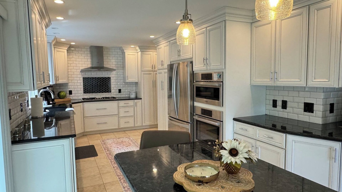 South Bend Villa | Spacious 4-bedroom Villa in Granger with game & fitness room, WiFi, close to ND