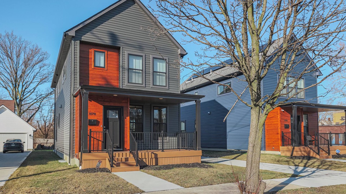 Cleveland House | Spacious 4 BR, 3BA Home Near Case Western, University Circle & Cleveland Clinic