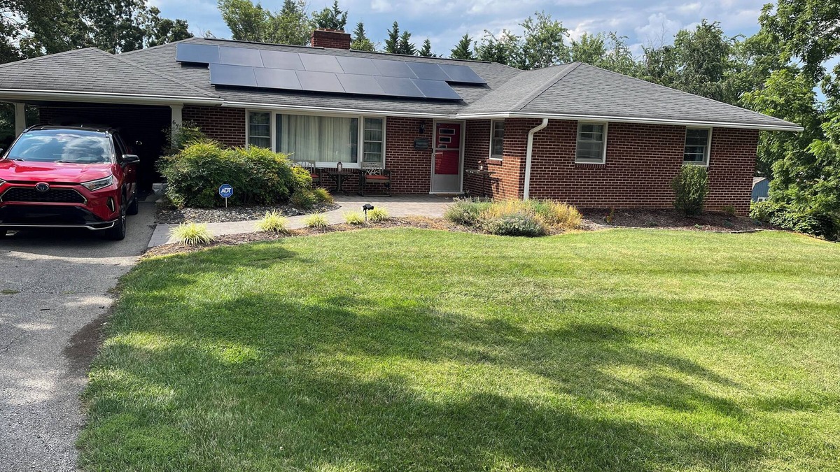 Christiansburg House | Spacious 4-BR House Close to Everything in Christiansburg, Blacksburg & Radford