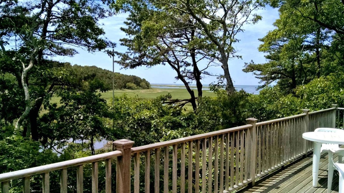 Wellfleet House | Spacious 4BD Beauty-Central A/C, Big Deck, Screen Porch, Ever-Changing Water Views