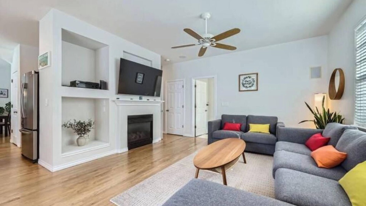 Lafayette House | Spacious 4BDR Retreat in Lafayette