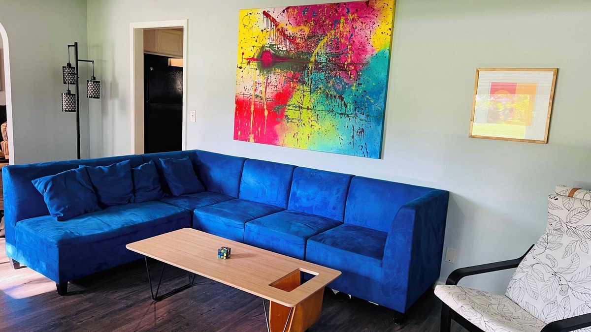 Bastrop House | Spacious 4bedroom in charming downtown Bastrop for gathering w family & friends