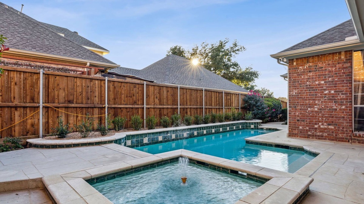 Plano House | Spacious 4BR/4.5BA, Pool & Heated Spa, Close Proximity to Dining, Shopping & Fun
