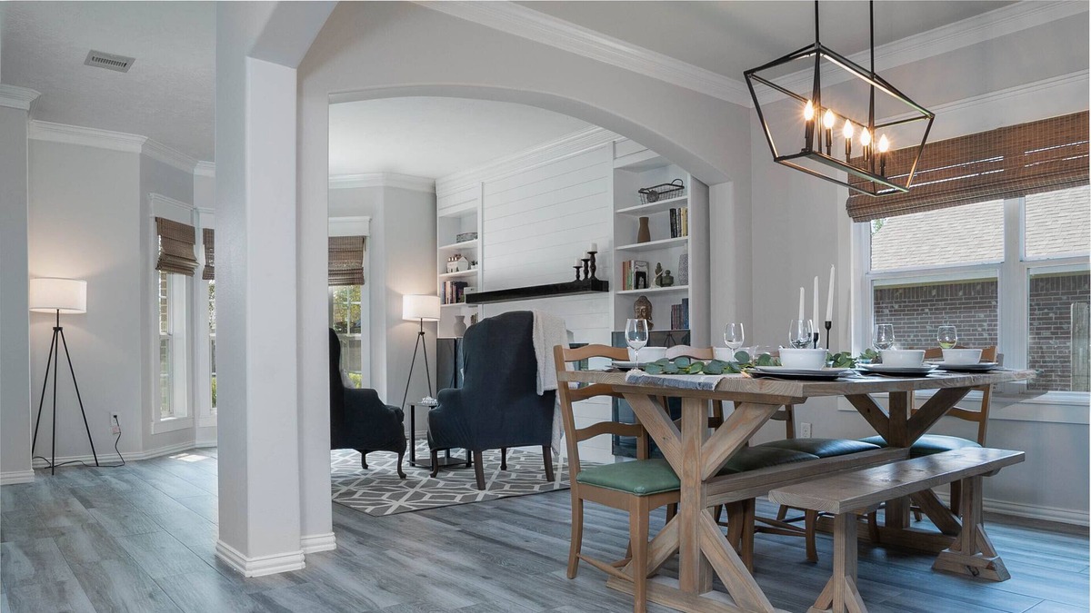 Pearland House | Spacious 4BR Farmhouse Designed Perfect for Family