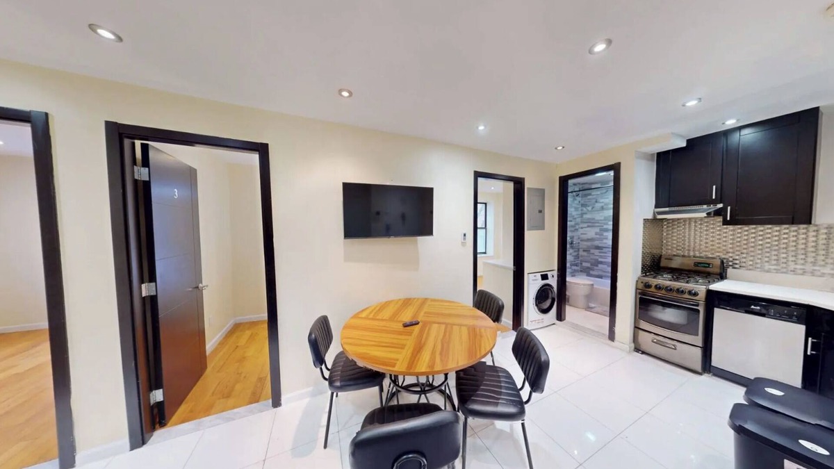 Manhattan Valley Apartment | Spacious 4BR near Central Park with WiFi,