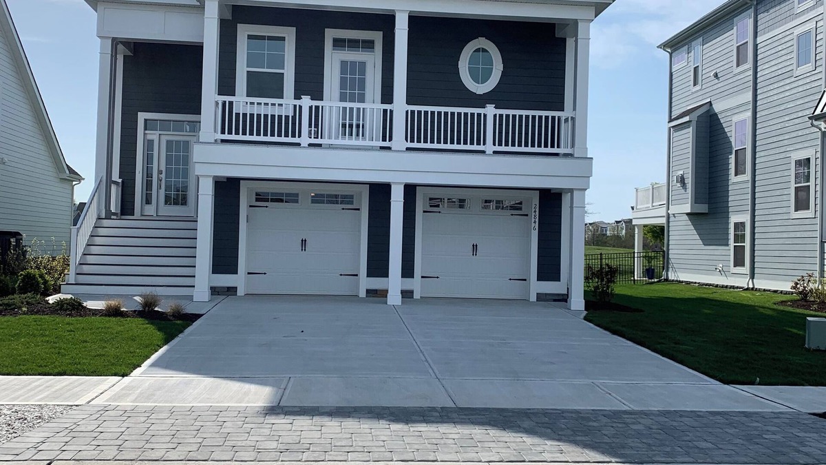 Bayside Resort | Spacious 5-bed estate in Selbyville DE, beach, pools, golf, tennis, pickel ball…