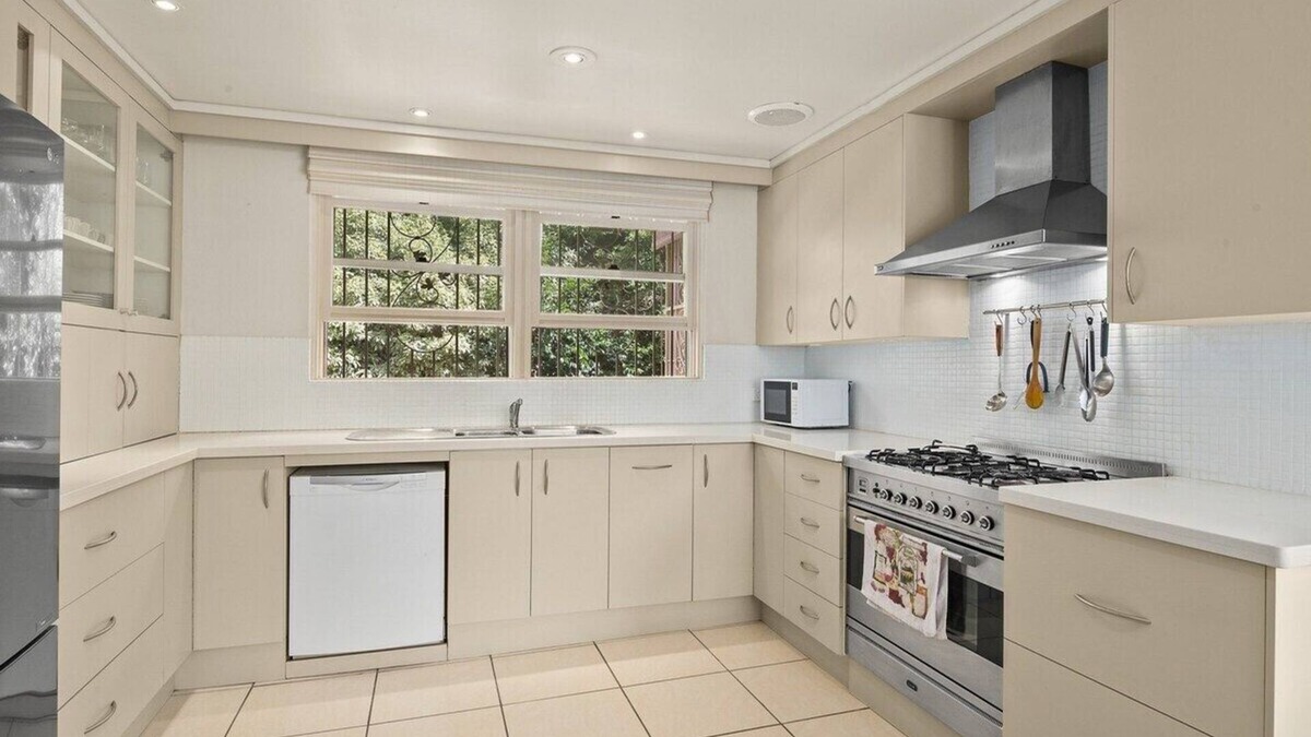 Burradoo House | Spacious 5-Bed House near Local Shops