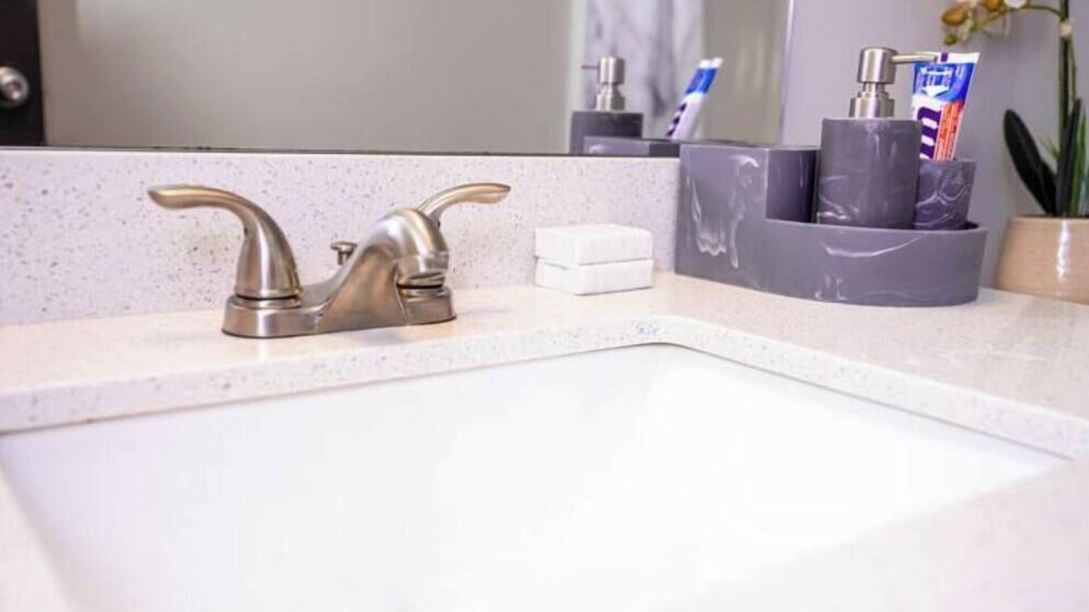Lawrenceville House | Spacious 5-bedroom house with AC and WiFi in charming Lawrenceville