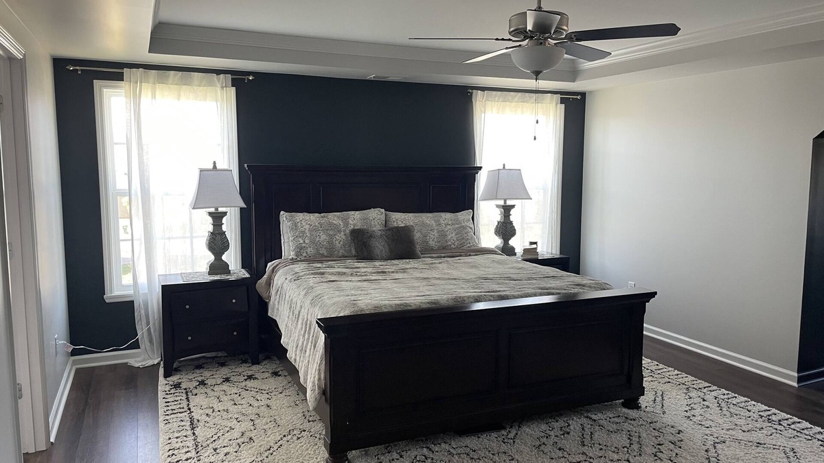 Buechel House | Spacious 5-bedroom house with pool! Sleeps 11
