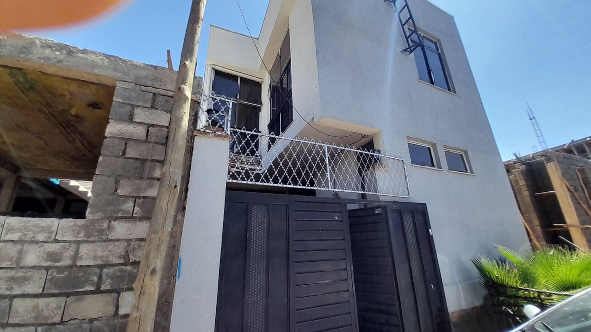Debre Zeyit House | Spacious 5-bedroom house in fabulous Bishoftu with Lake view