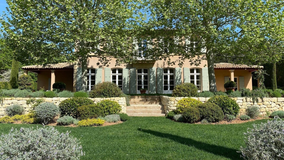 Venelles House | Spacious 5-bedroom house with AC and WiFi in brilliant Aix en Provence