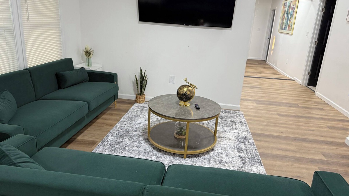 Lansing House | Spacious 5-bedroom house in cool Lansing with WiFi, AC