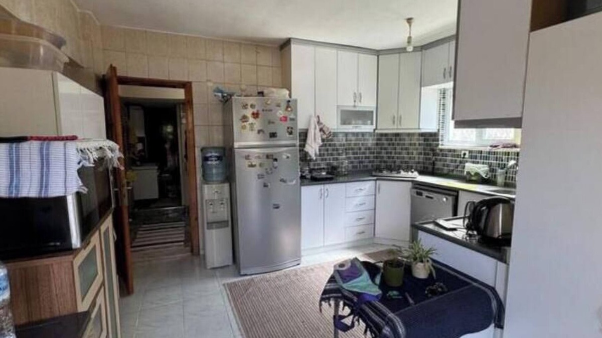 Merkezefendi House | Spacious 5-bedroom house in calm neighborhood - Denizli