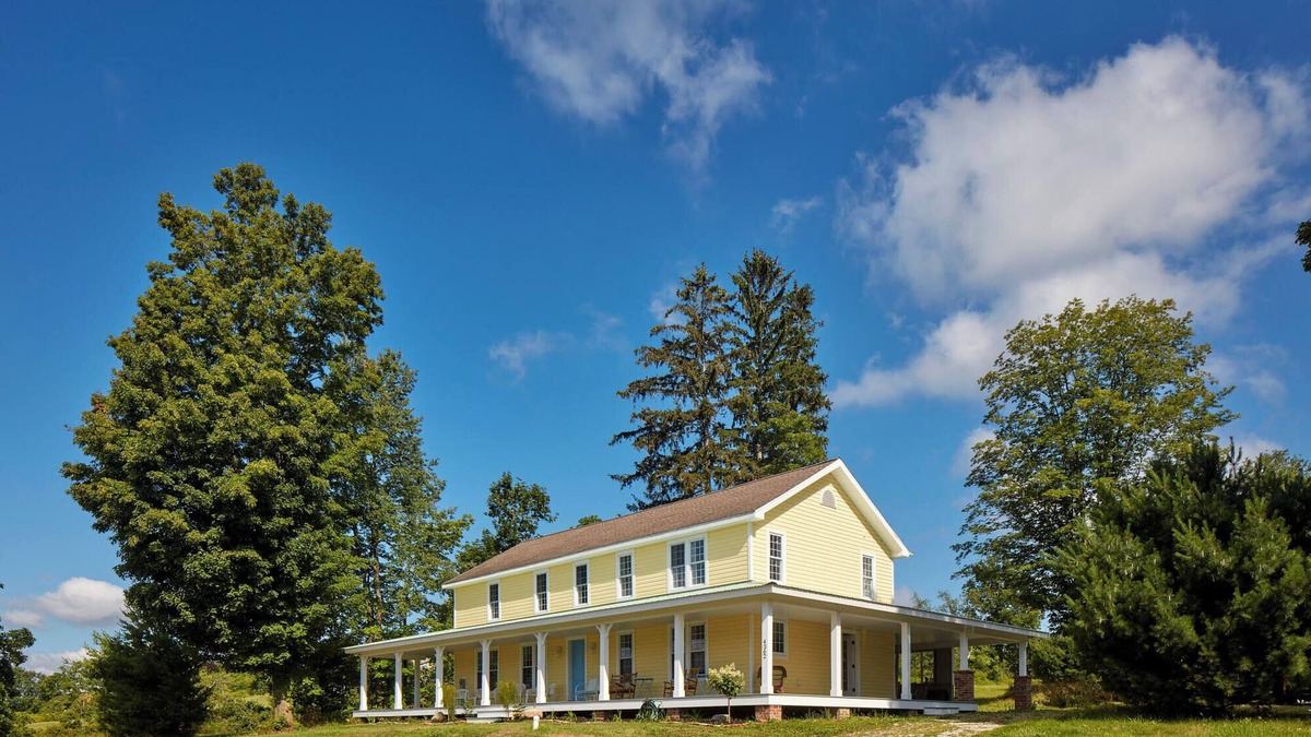 Bemus Point House | Spacious 5-bedroom house with AC, WiFi in charming Bemus Point